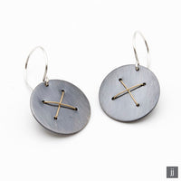 Jynx Round Earrings